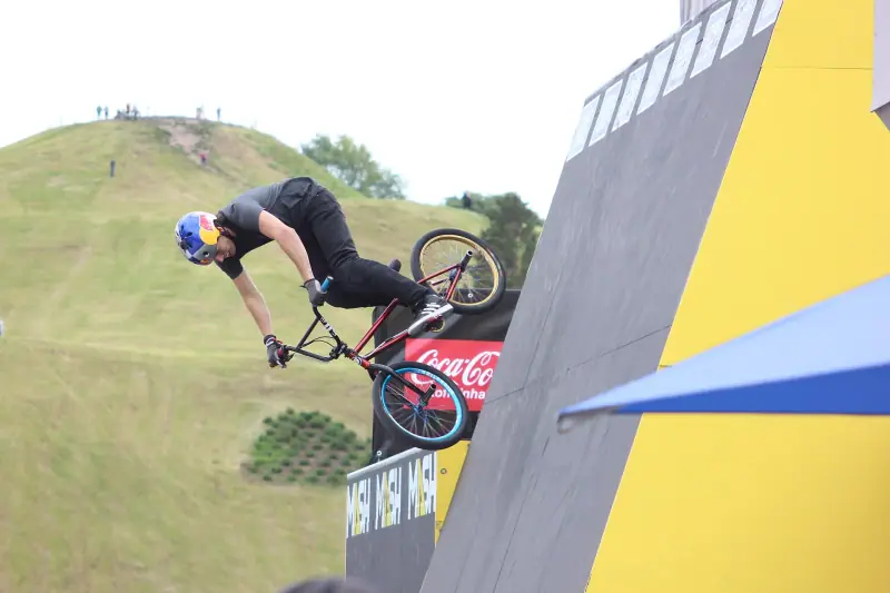 MTB / BMX : bike in full action (2018)