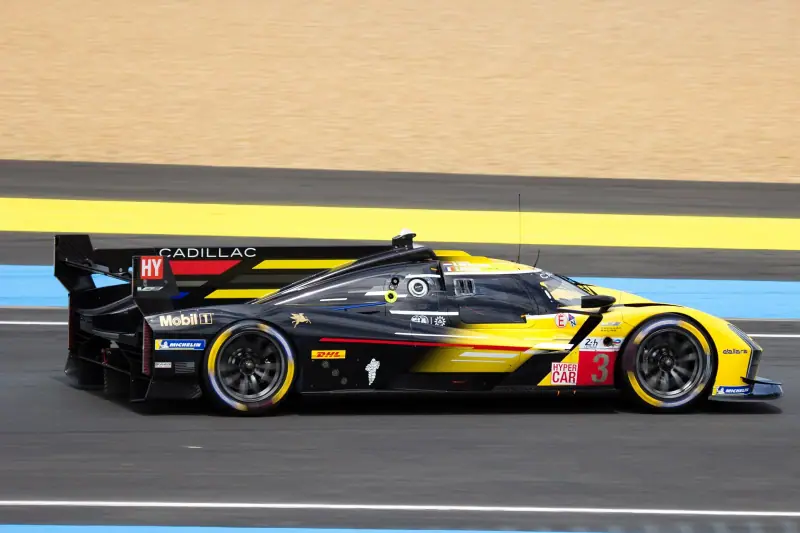 Hypercar / GTP : prototype d'endurance en action sur la piste (2024)