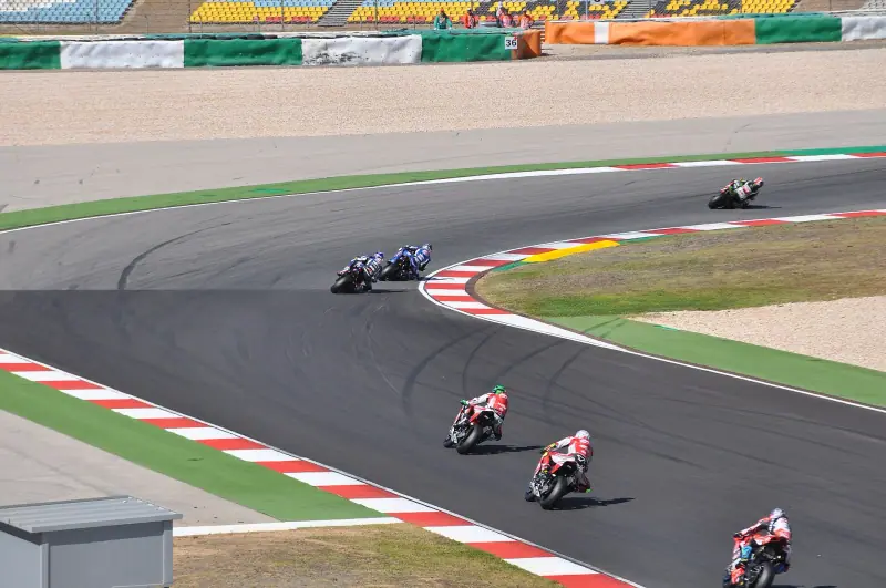 WorldSBK : moto en action sur la piste (2017)